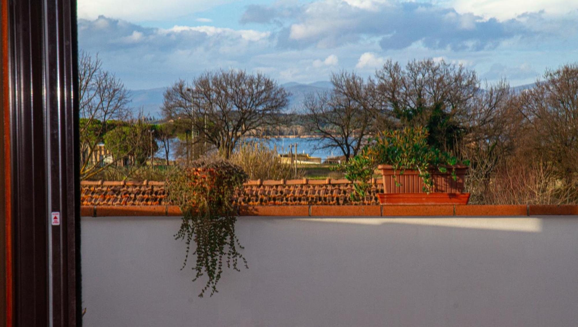 Casa Vacanze Trasimeno Sant'Arcangelo  ภายนอก รูปภาพ